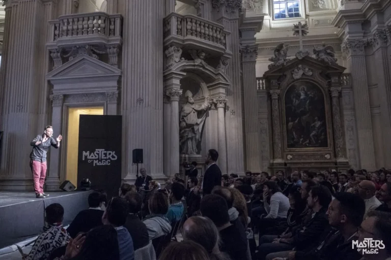 Presentación de masters of magic en Castillo de Venaria